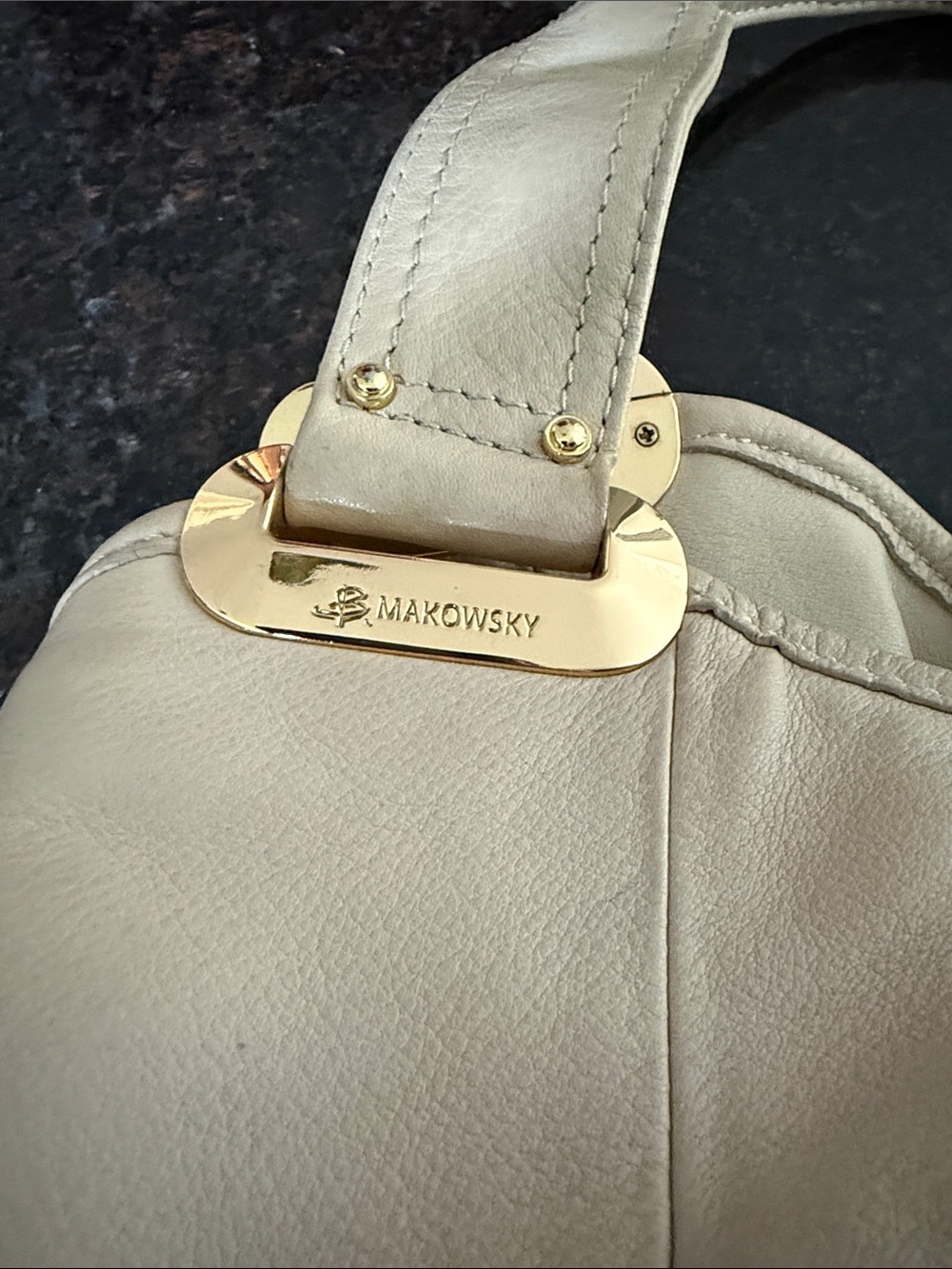 B. Makowsky Beige Tote with Leopard Print Interior - Pre-owned - Picture 11 of 12